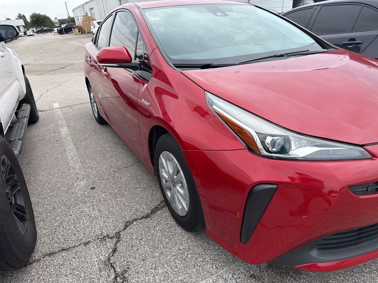 2019 Toyota Prius L Eco photo 3
