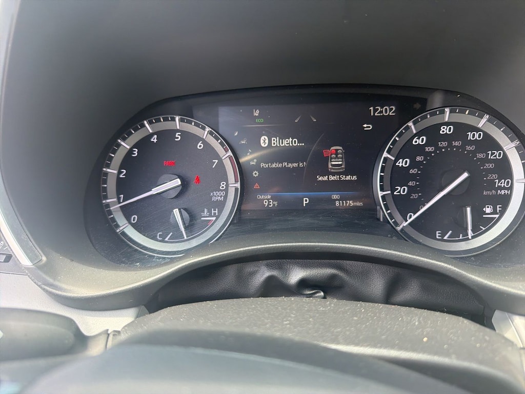 Used 2021 Toyota Highlander XLE w/Sunroof/Leather/18-in Alloy SUV