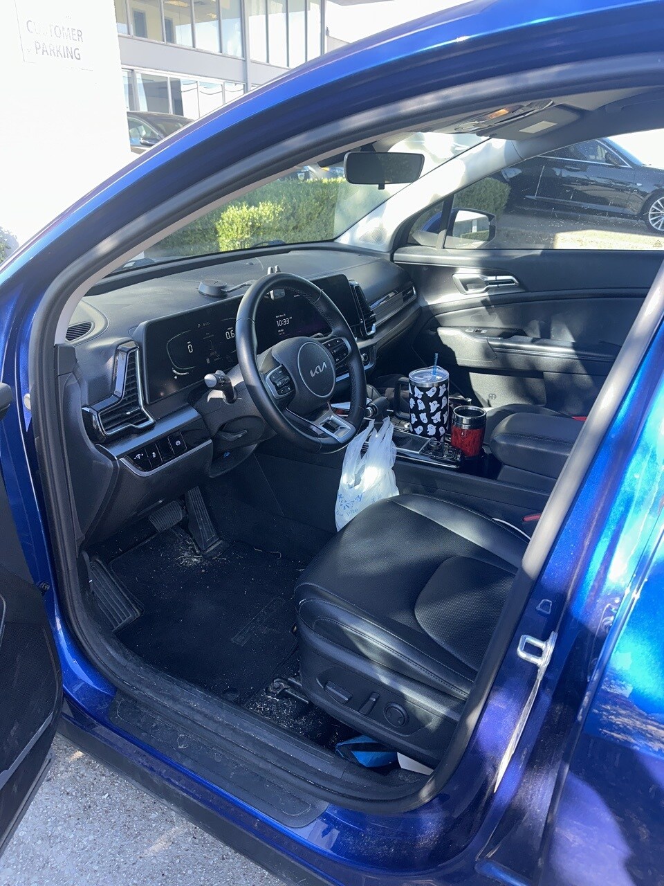 2023 Kia Sportage EX photo 3