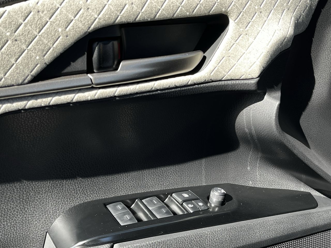 2026 Toyota Camry XLE - Photo 20