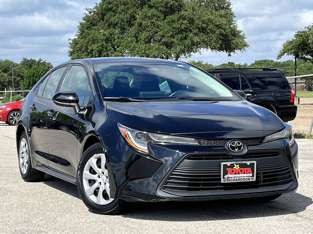 Used 2024 Toyota Corolla LE w/Radio: 8-Inch Toyota Audio Multimedia Sedan