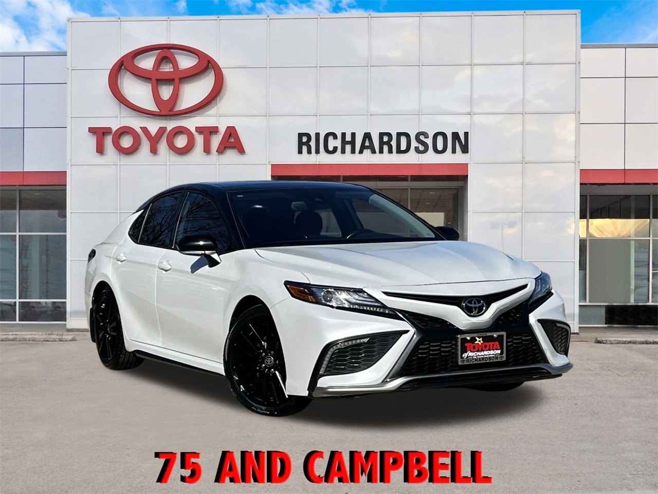 2024 Toyota Camry XSE's photo