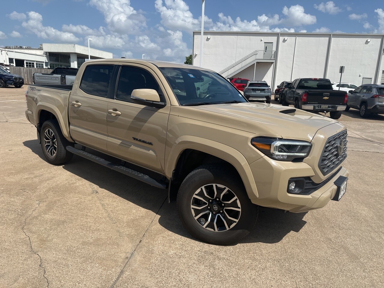 2020 Toyota Tacoma TRD Sport V6 photo 2