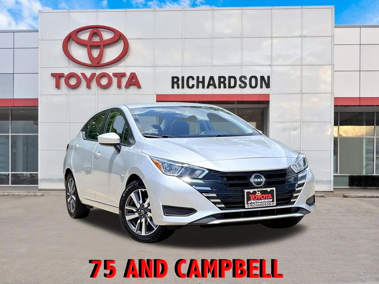2023 Nissan Versa 1.6 SV CVT's photo