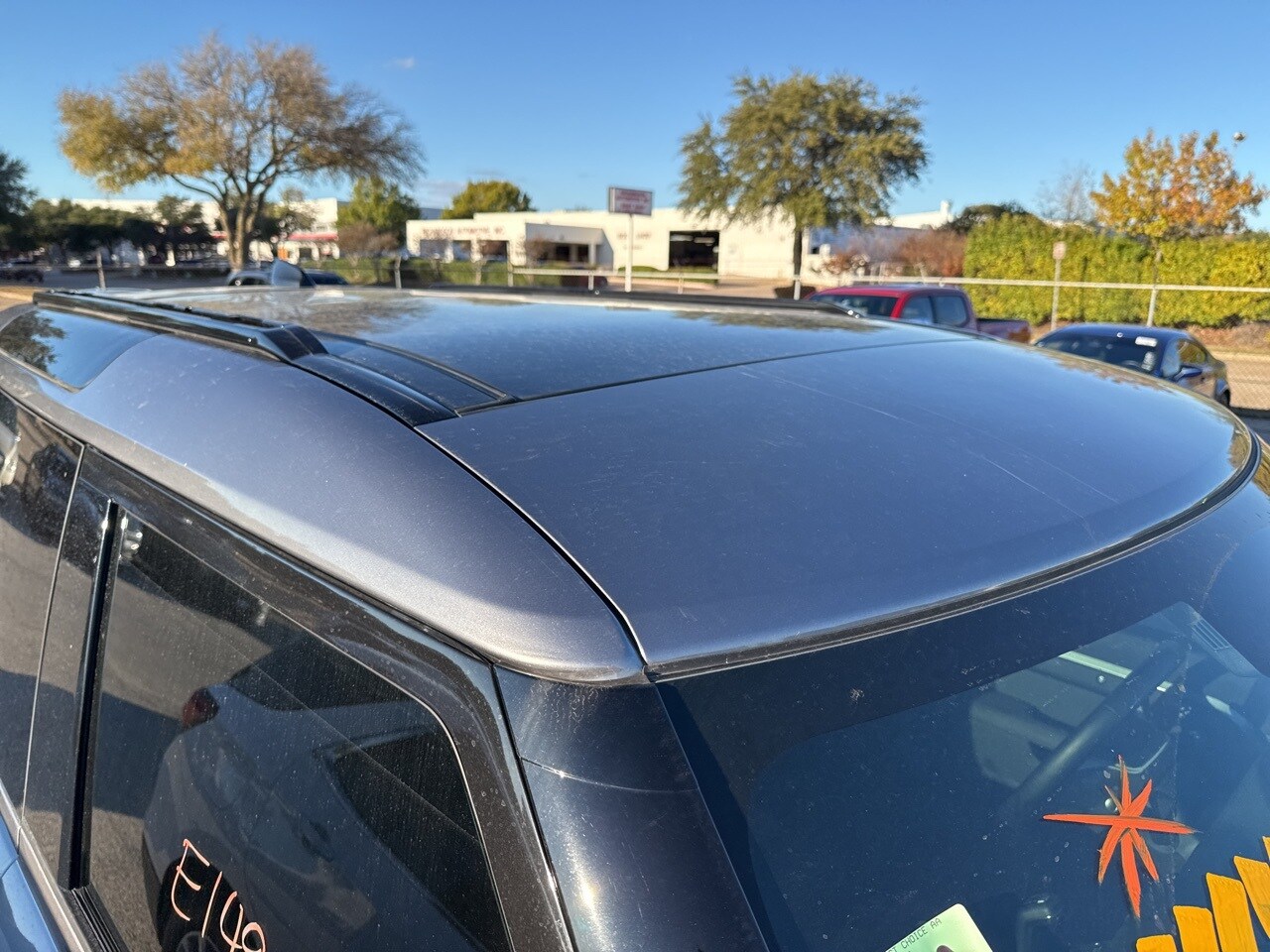 2023 Land Rover Defender S photo 3