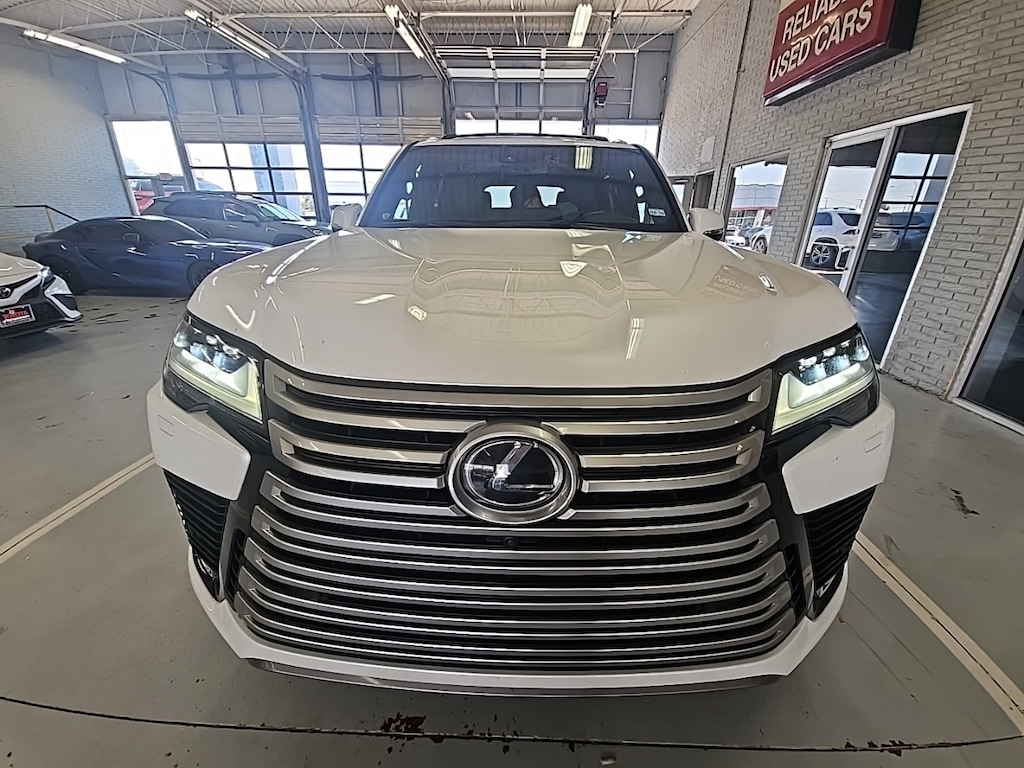 Used 2023 Lexus LX 600 600 Luxury w/11.4-in Rear-Seat Entertainment/Nav SUV