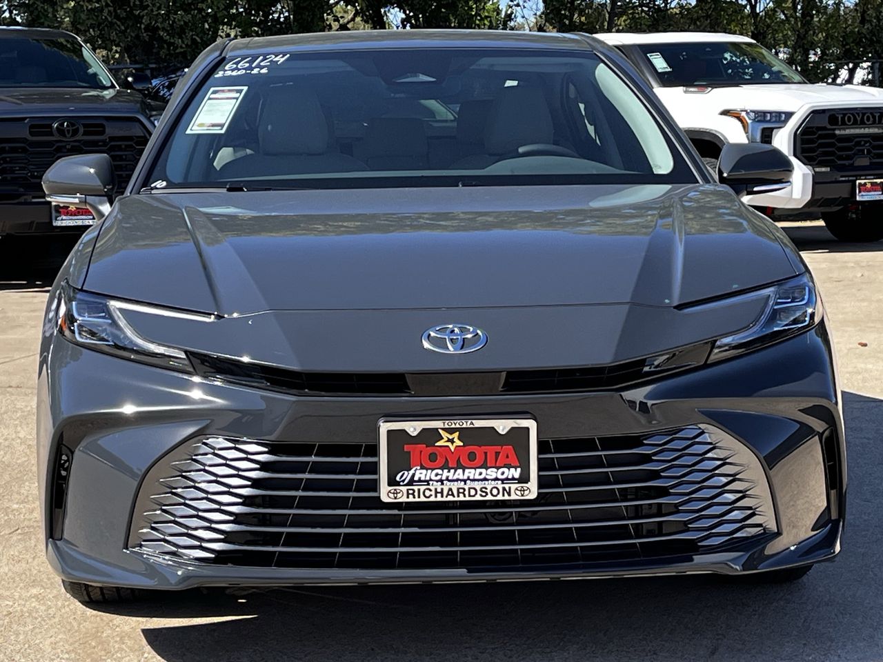 2026 Toyota Camry XLE - Photo 7
