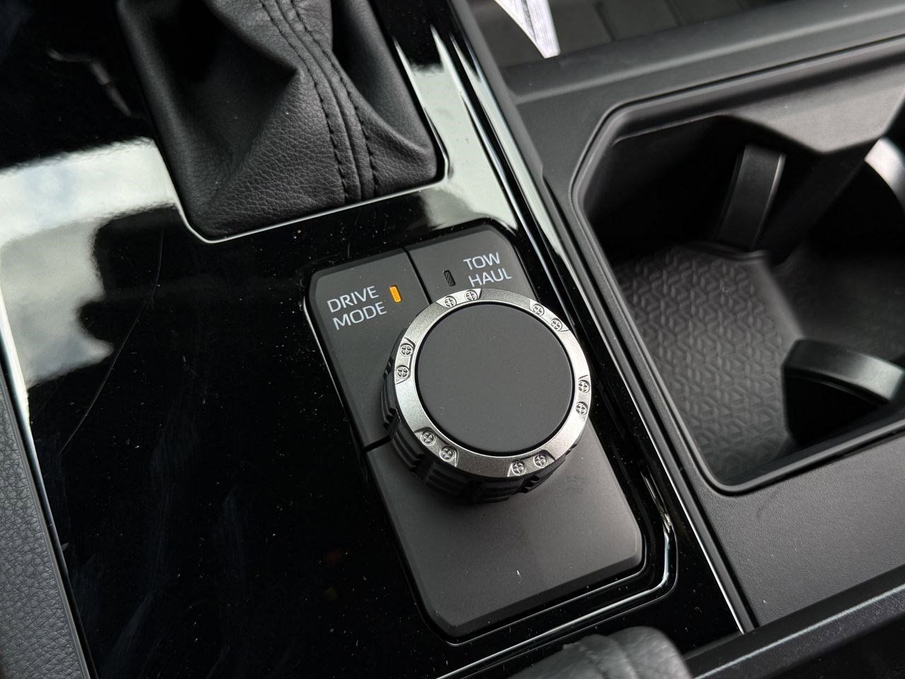 2026 Toyota Tundra SR5 - Photo 16