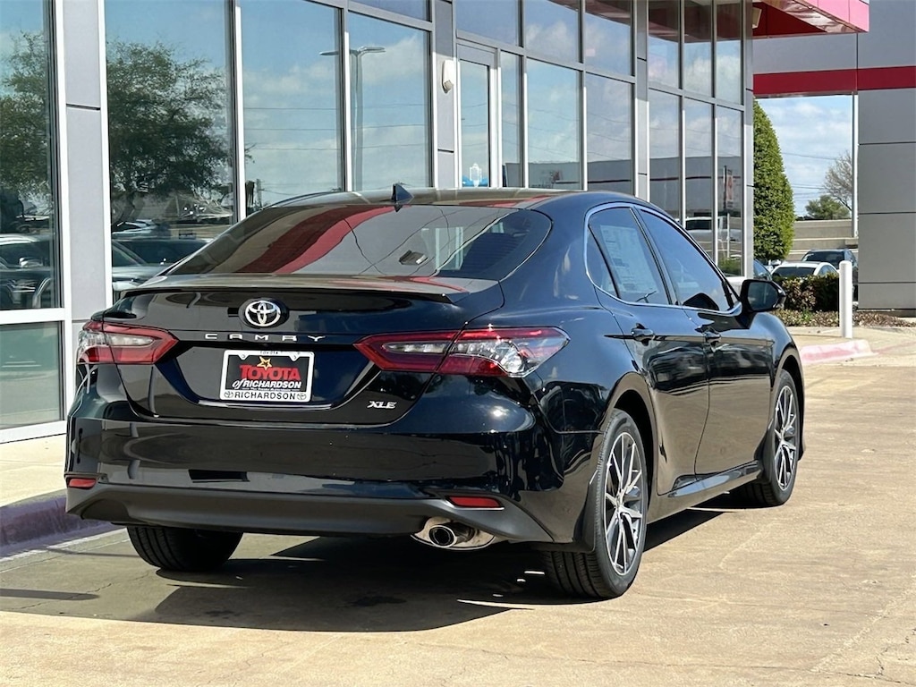 New Midnight Black 2025 Toyota Camry XLE For Sale in Richardson TX