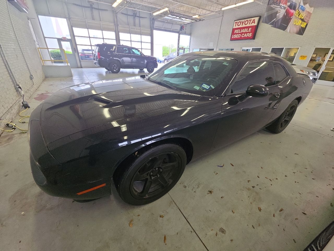 2017 Dodge Challenger SXT Plus