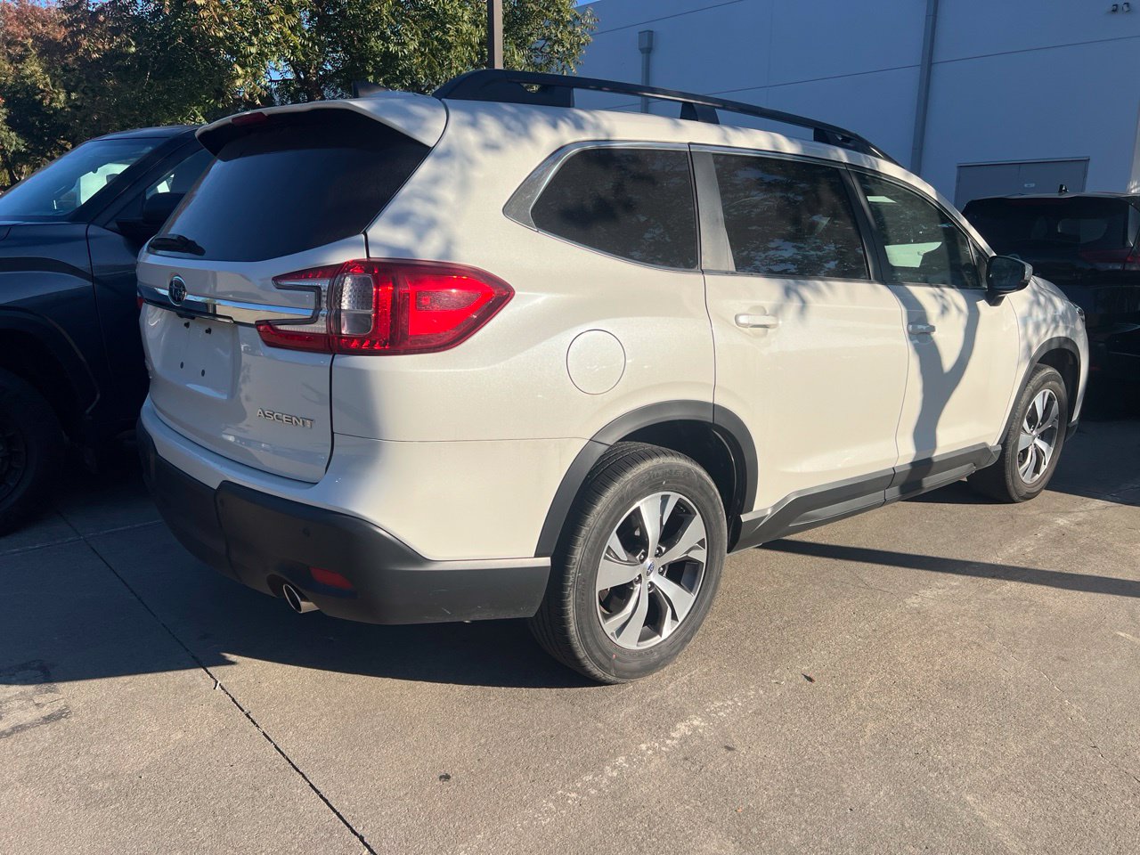 Used 2025 Subaru Ascent Premium w/Rear Bucket Seats/18-in Alloy SUV
