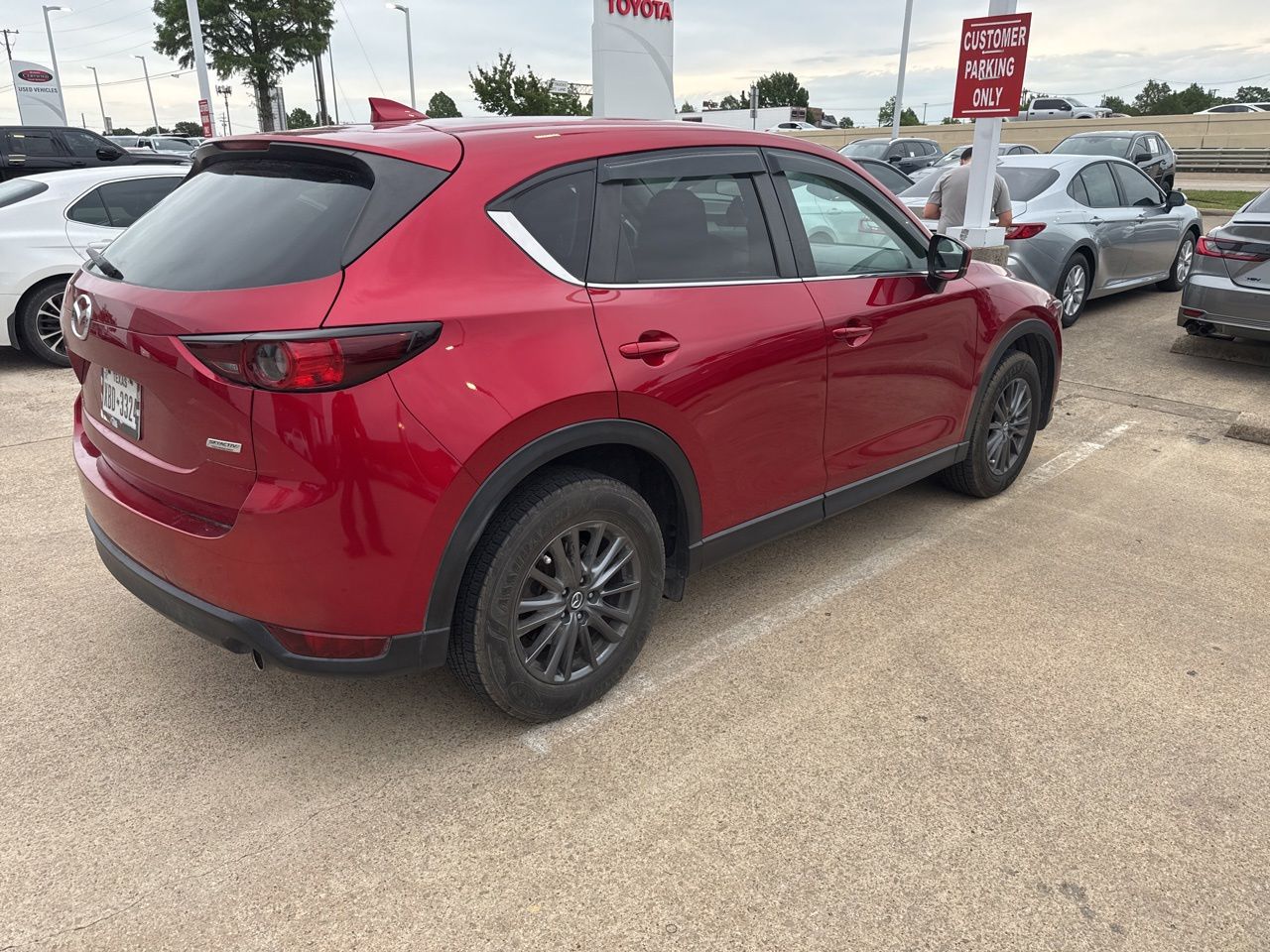 Vehicle Image 2