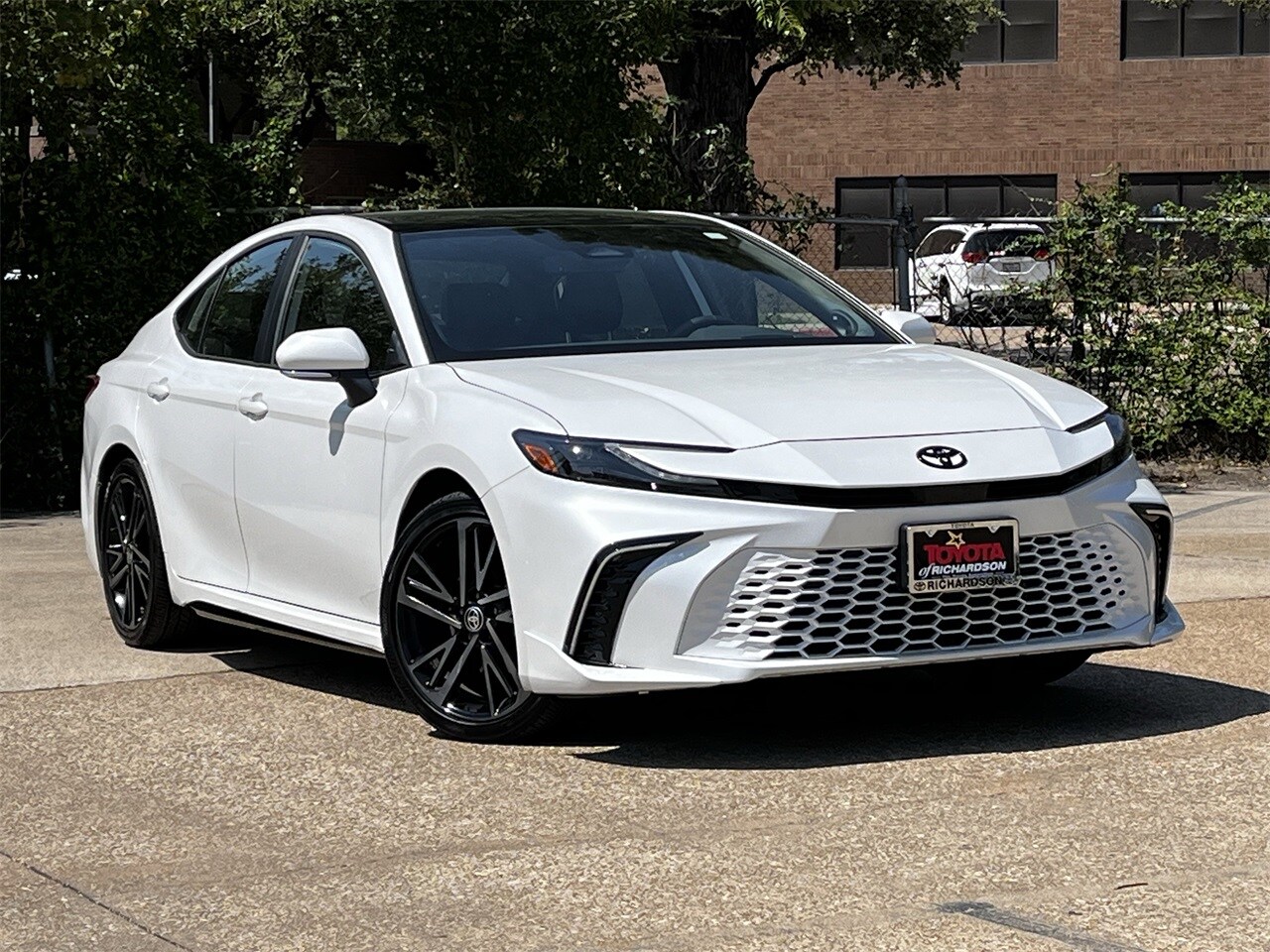 2025 Toyota Camry XSE photo 2