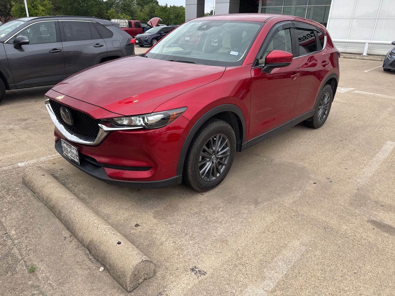 2019 Mazda CX-5 Touring Auto's photo