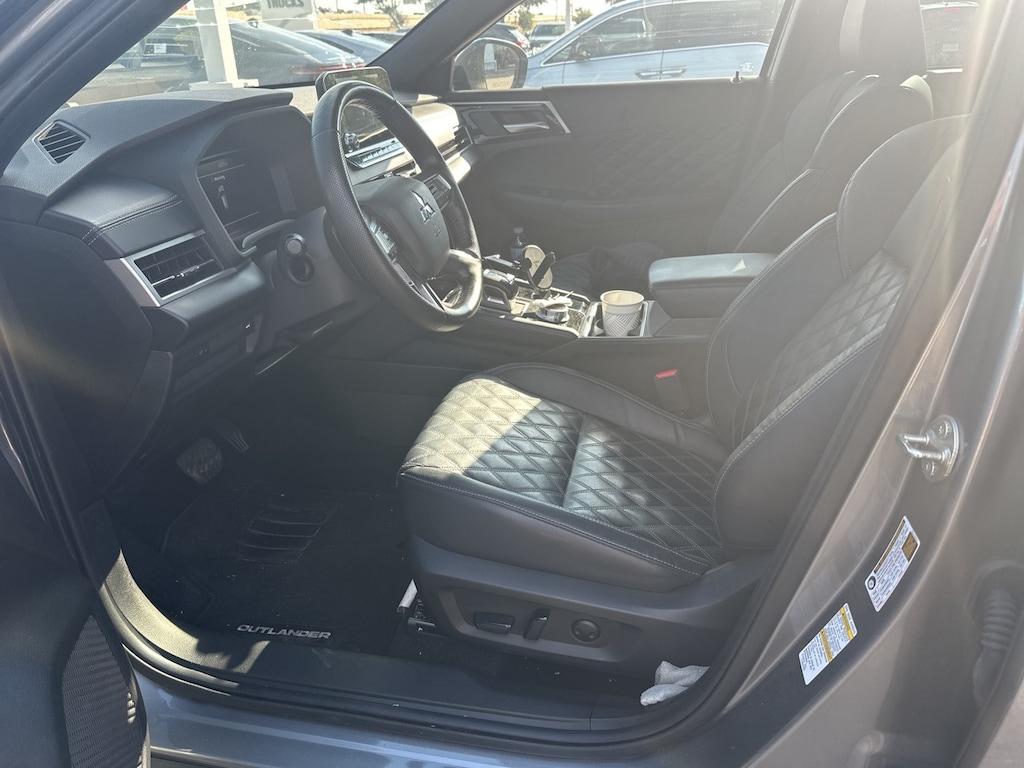 Used 2023 Mitsubishi Outlander SEL Black Edition w/Moonroof/Leather SUV