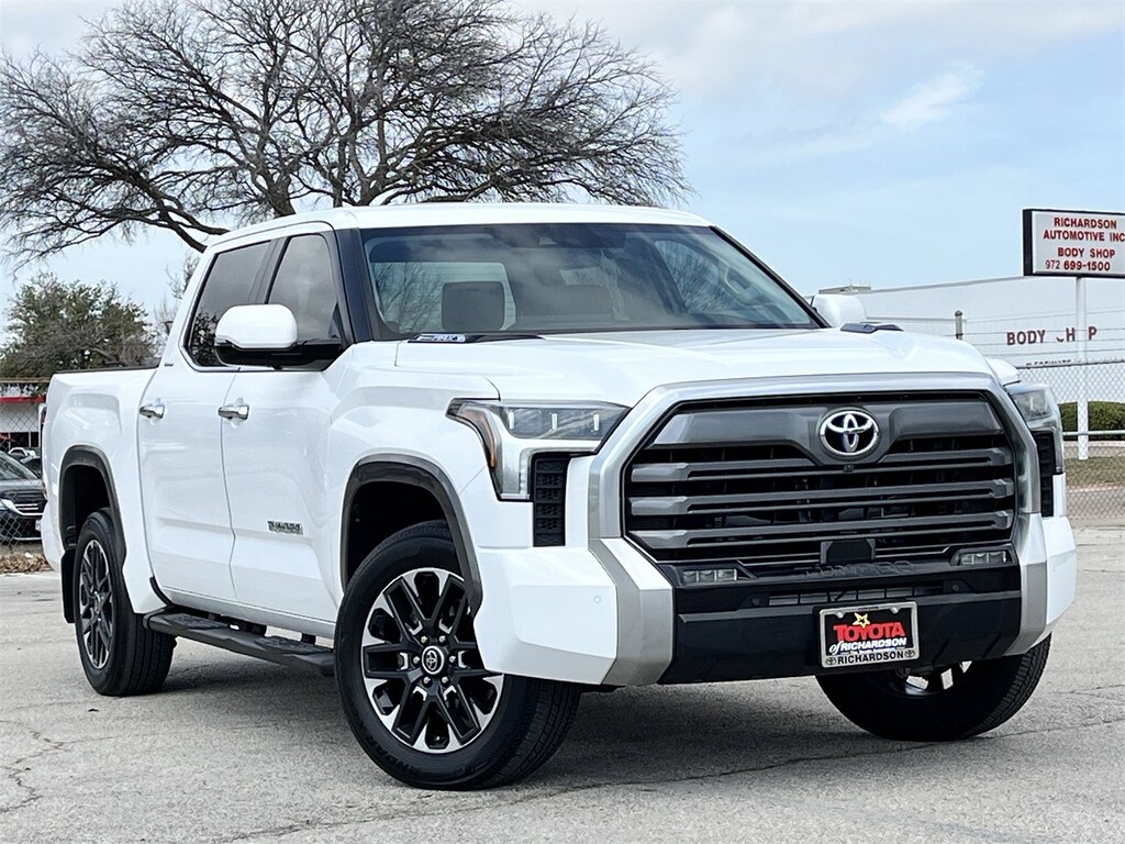 Used 2024 Toyota Tundra i-FORCE MAX Limited w/Navigation/Towing Technology Package Truck CrewMax