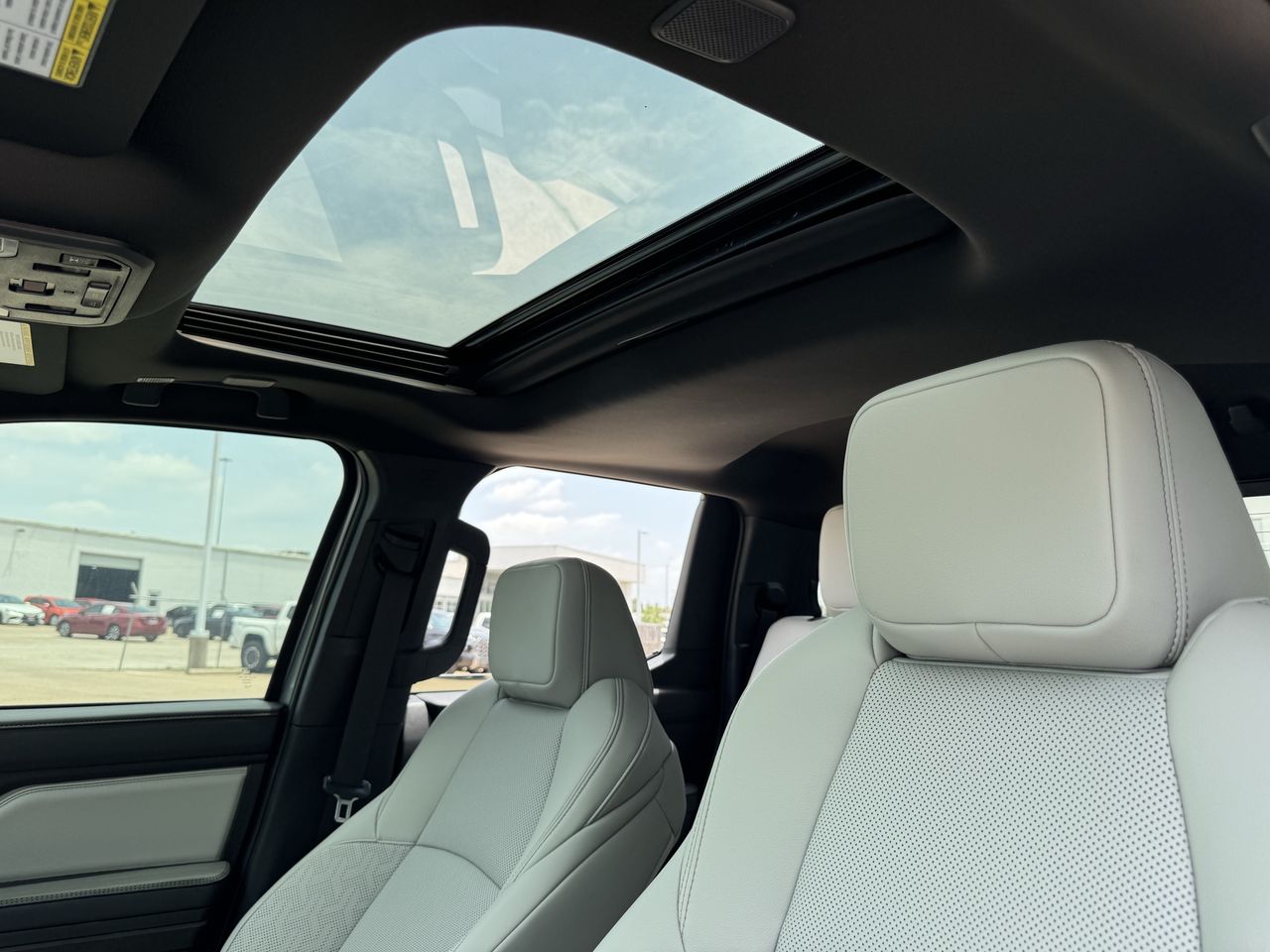 2026 Toyota Tacoma Limited - Photo 23