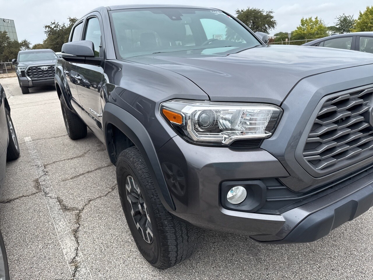 2021 Toyota Tacoma TRD Off-Road V6 photo 3