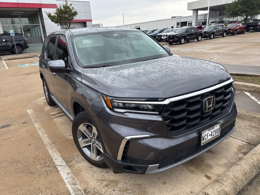 Used 2025 Honda Pilot EX-L w/18-in Pewter Gray Machined Face SUV
