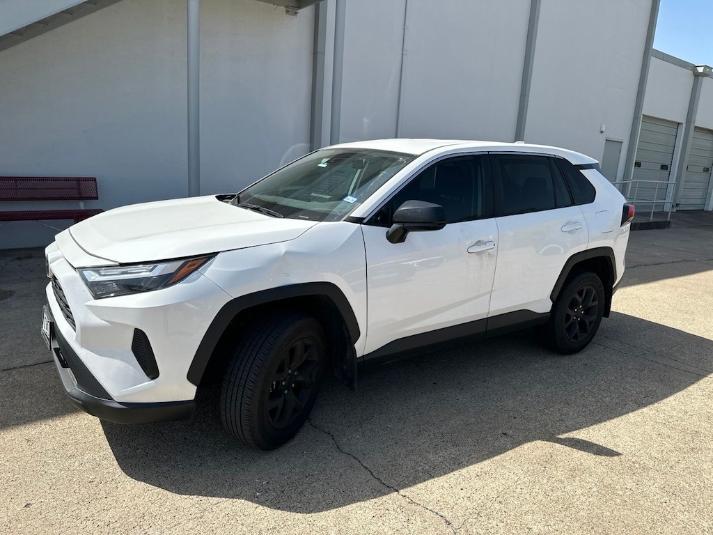 Used 2023 Toyota RAV4 LE w/Auto High-Beam Headlights SUV