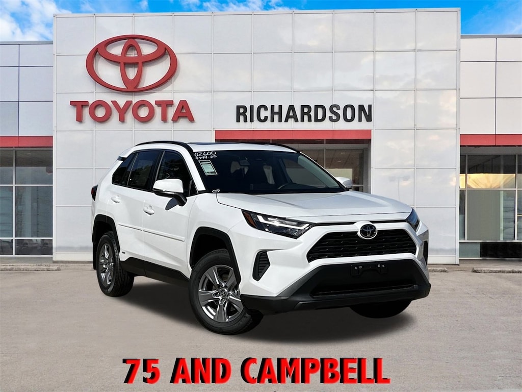 New 2025 Toyota RAV4 Hybrid XLE SUV