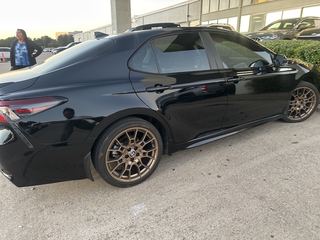 Used 2024 Toyota Camry SE Nightshade w/Wheels: 19-Inch Alloy Sedan