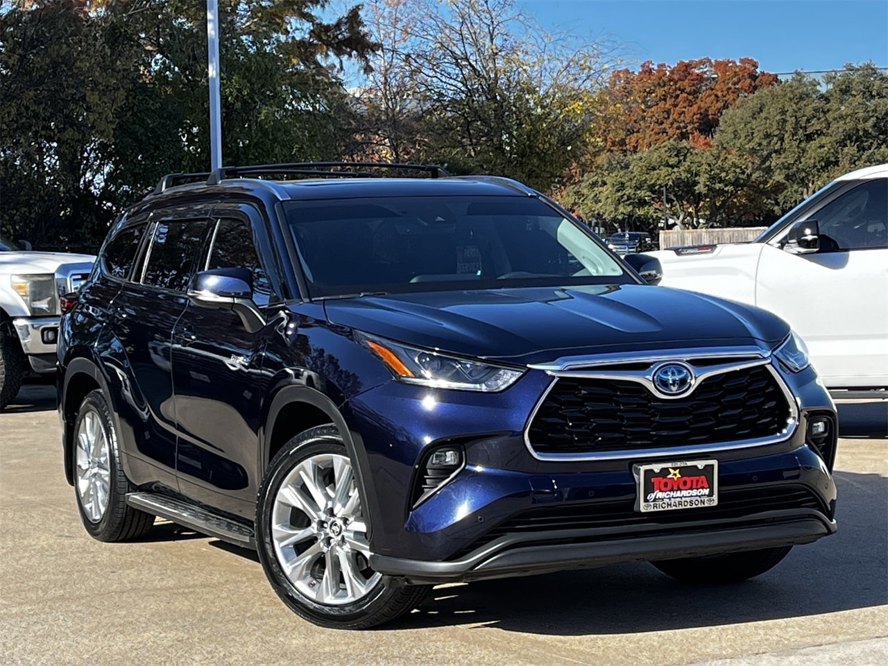 2021 Toyota Highlander Limited's photo