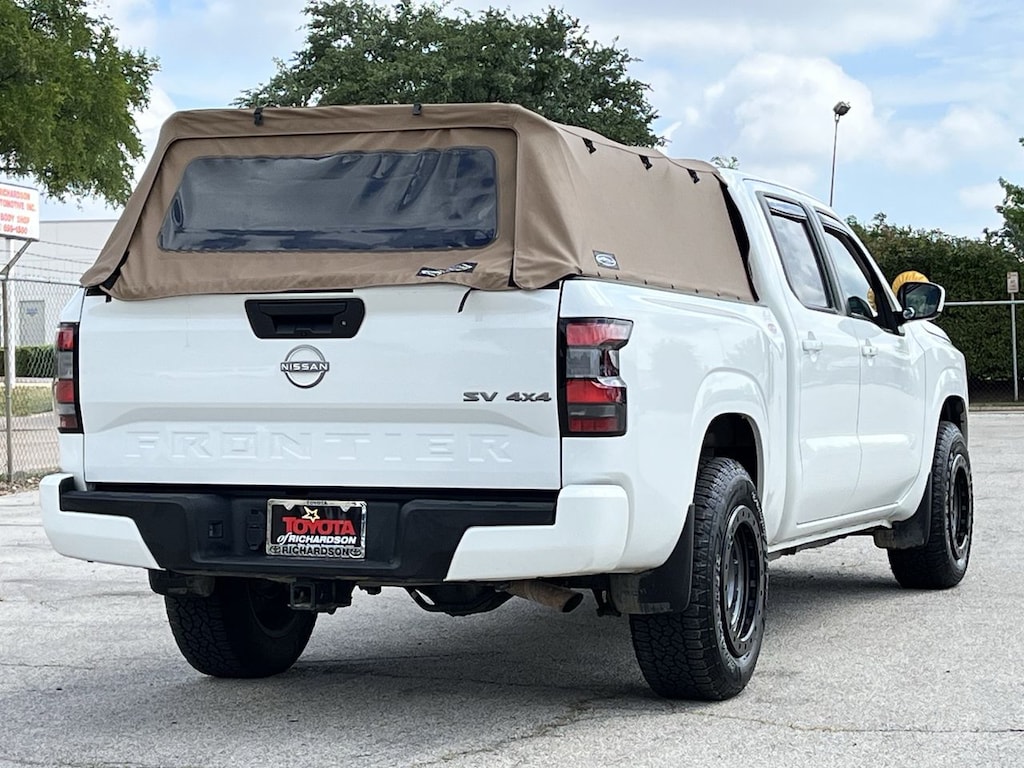 Used 2024 Nissan Frontier SV w/Tow Package/17-Inch Alloy Wheels Truck Crew Cab