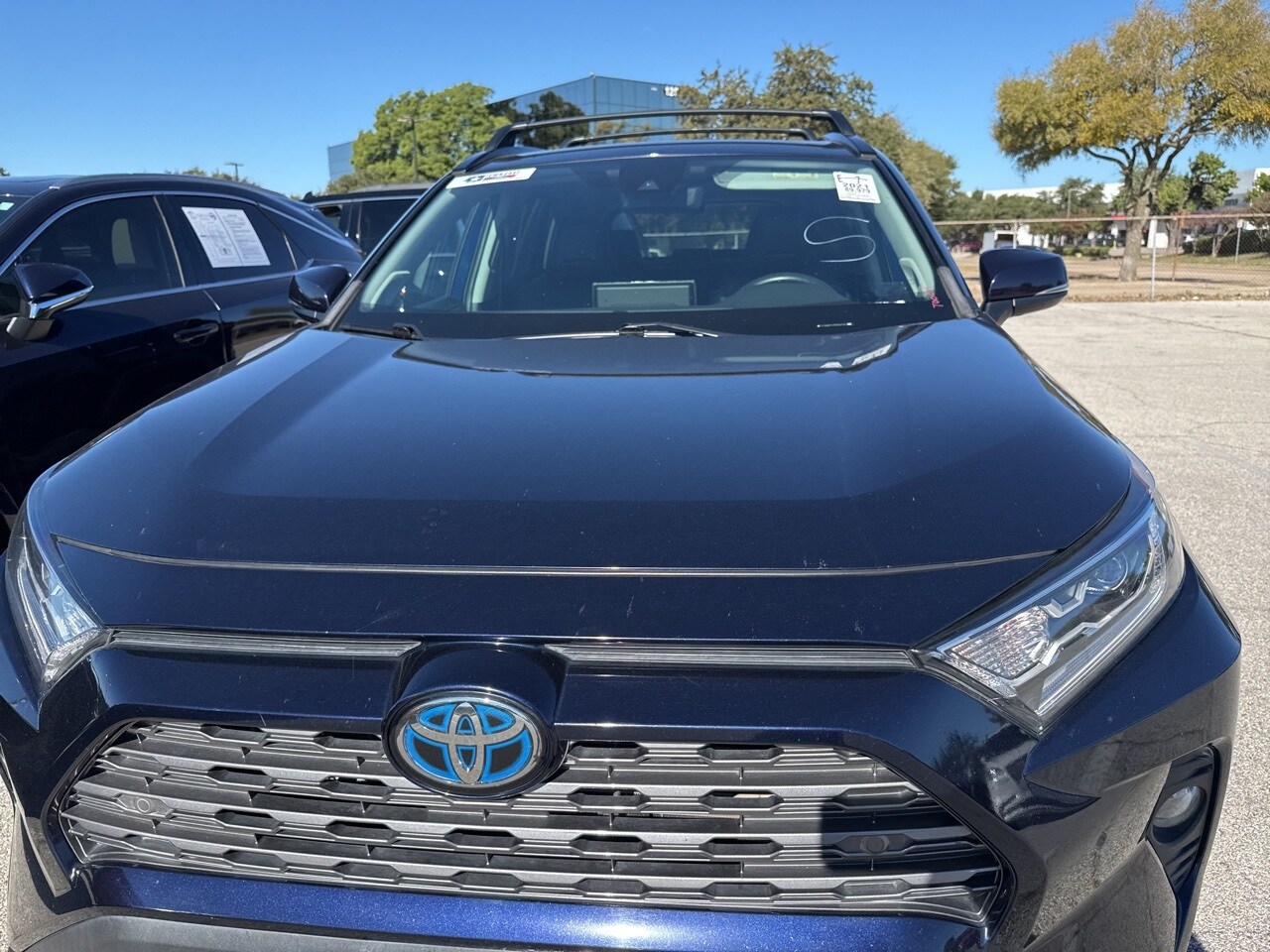 2021 Toyota RAV4 Hybrid Limited photo 2
