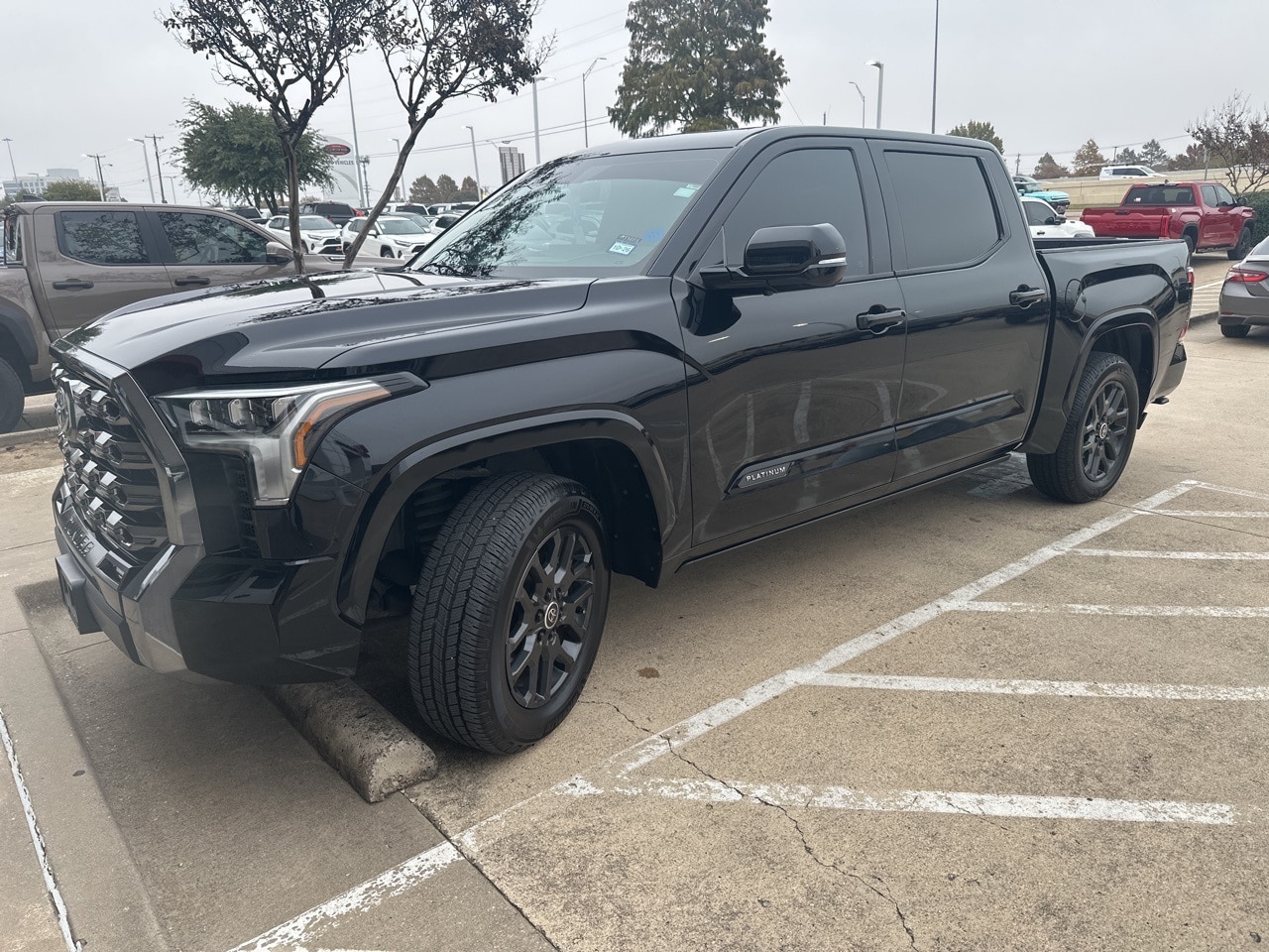 2024 Toyota Tundra Platinum's photo