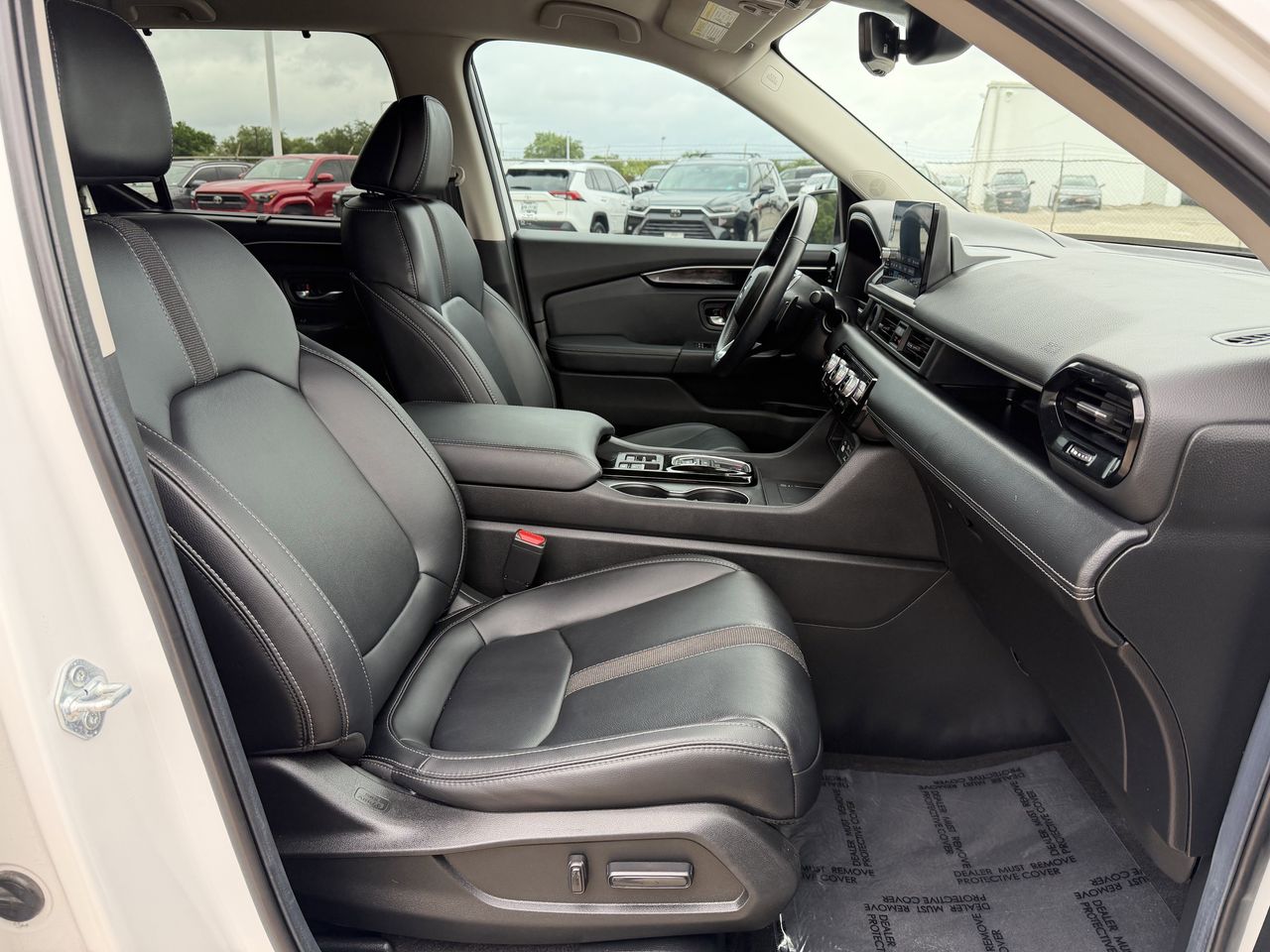 2025 Honda Pilot EX-L - Photo 30