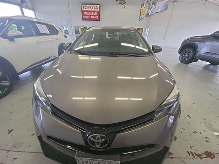 2017 Toyota Corolla SE w/Navigation/Leather/Sunroof/Smart Key System/A Sedan