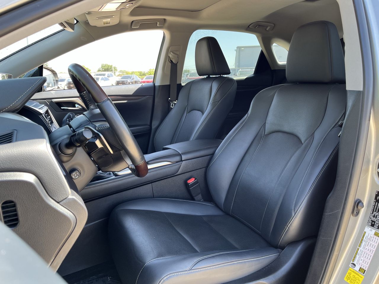 2022 Lexus RX 350 - Photo 23