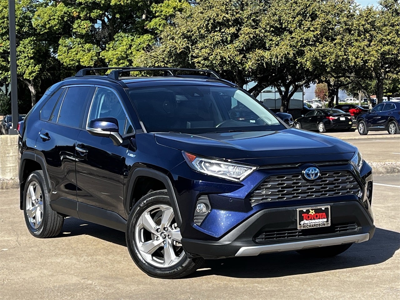 2021 Toyota RAV4 Limited's photo