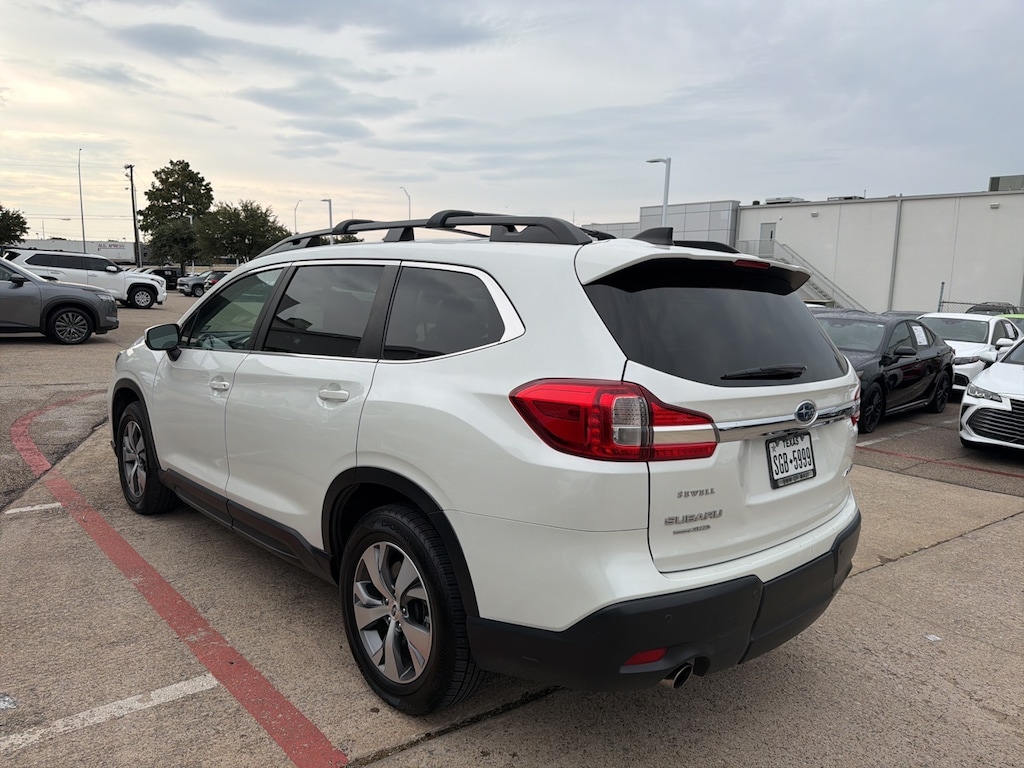 Used 2022 Subaru Ascent Premium w/Starlink 8-in Multimedia Plus SUV