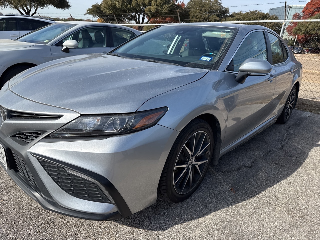 2024 Toyota Camry SE's photo