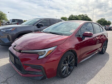 2025 Toyota Corolla SE w/18-Inch Alloy With Graphite-Colored Wheels Sedan