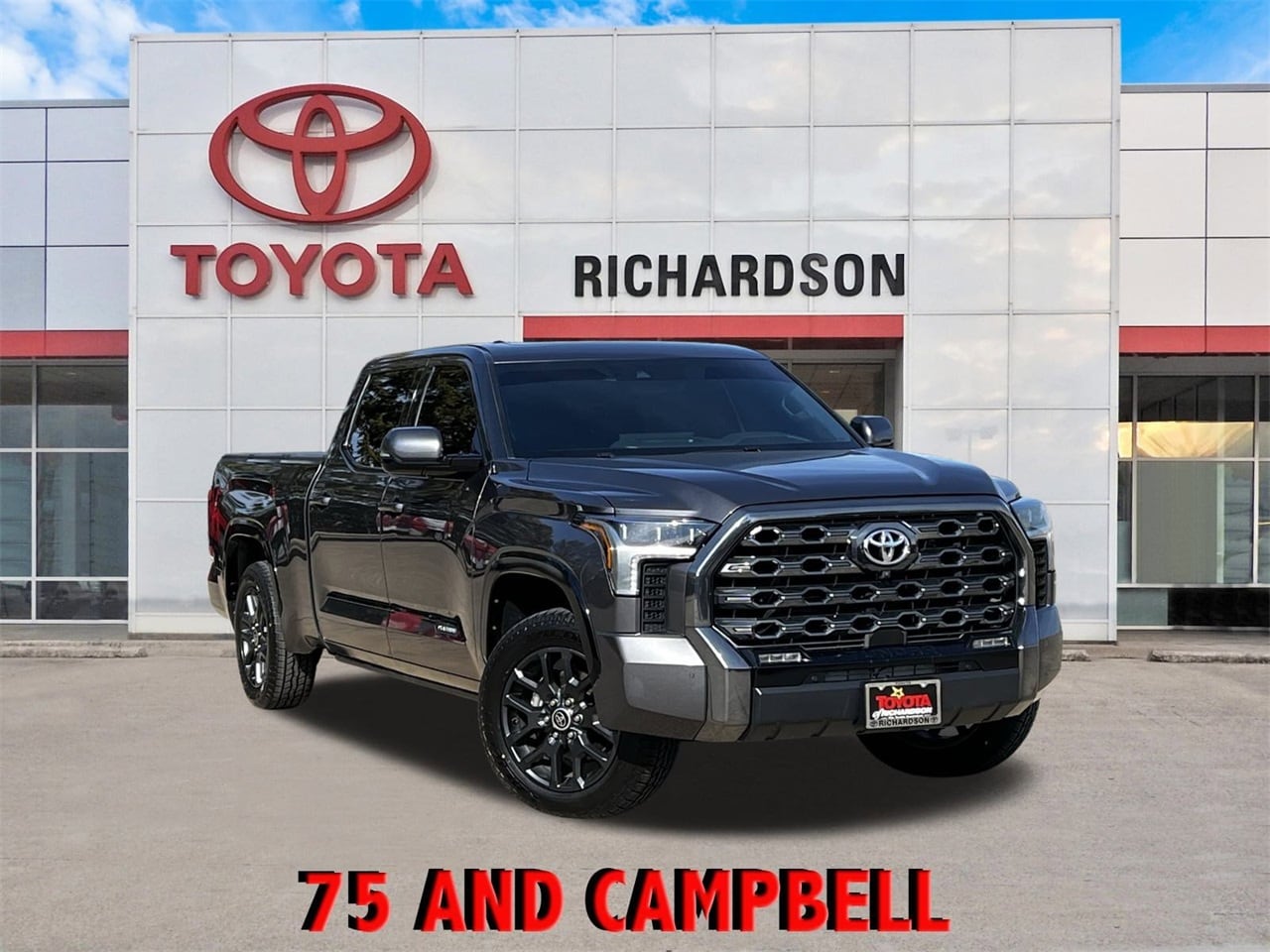 2022 Toyota Tundra Platinum's photo