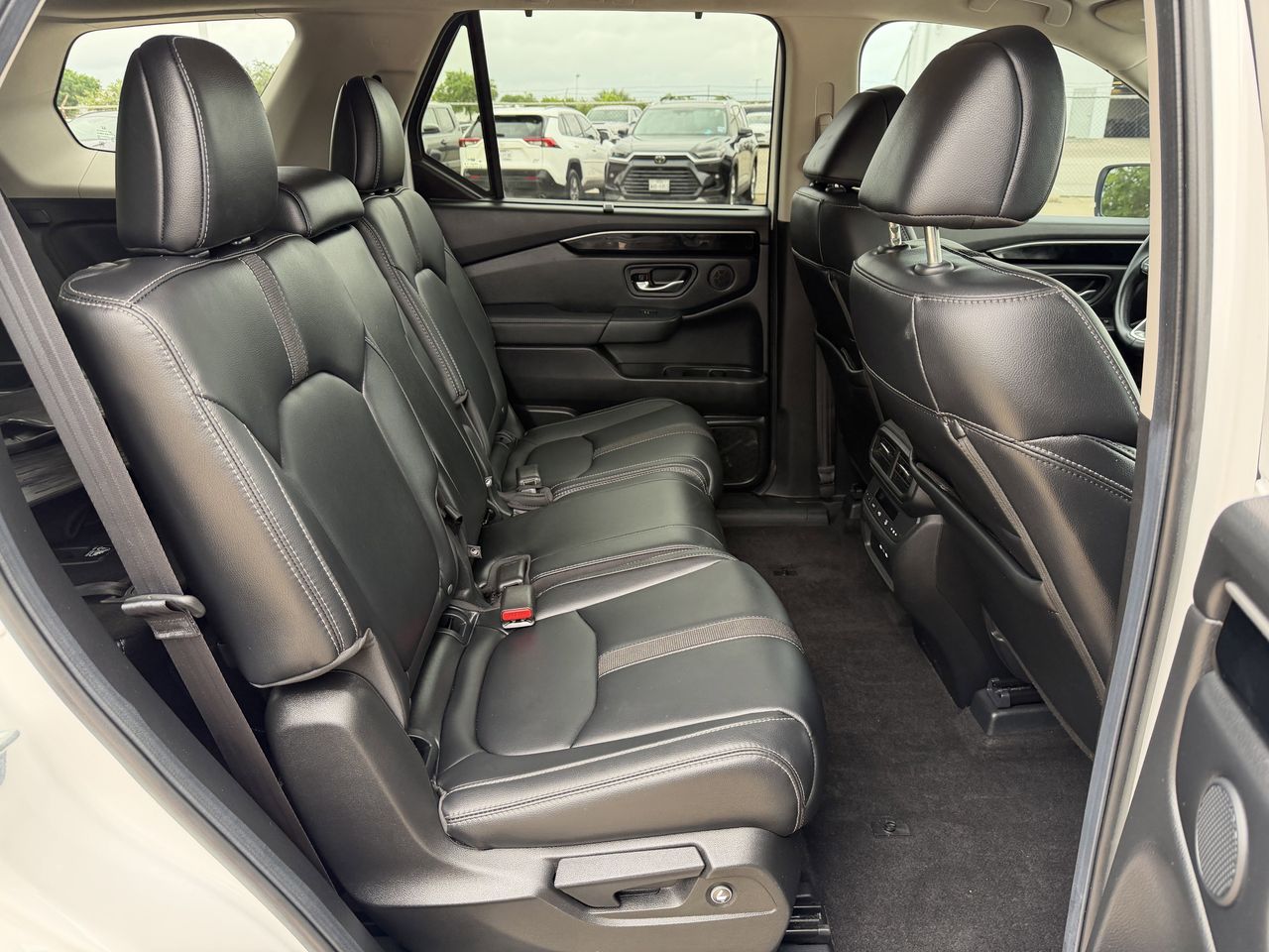 2025 Honda Pilot EX-L - Photo 31
