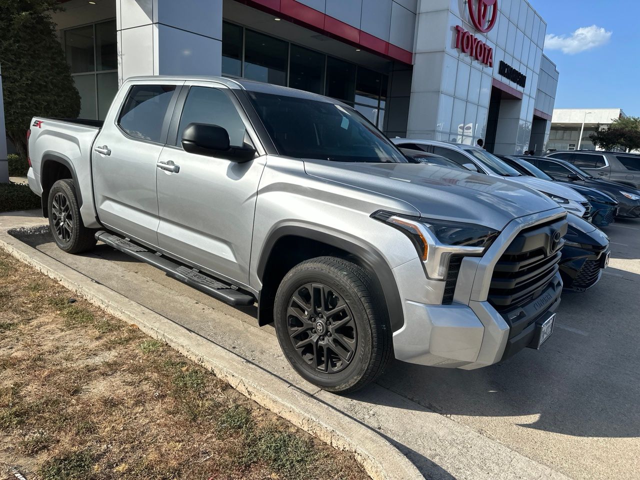 2026 Toyota Tundra SR5 - Photo 2