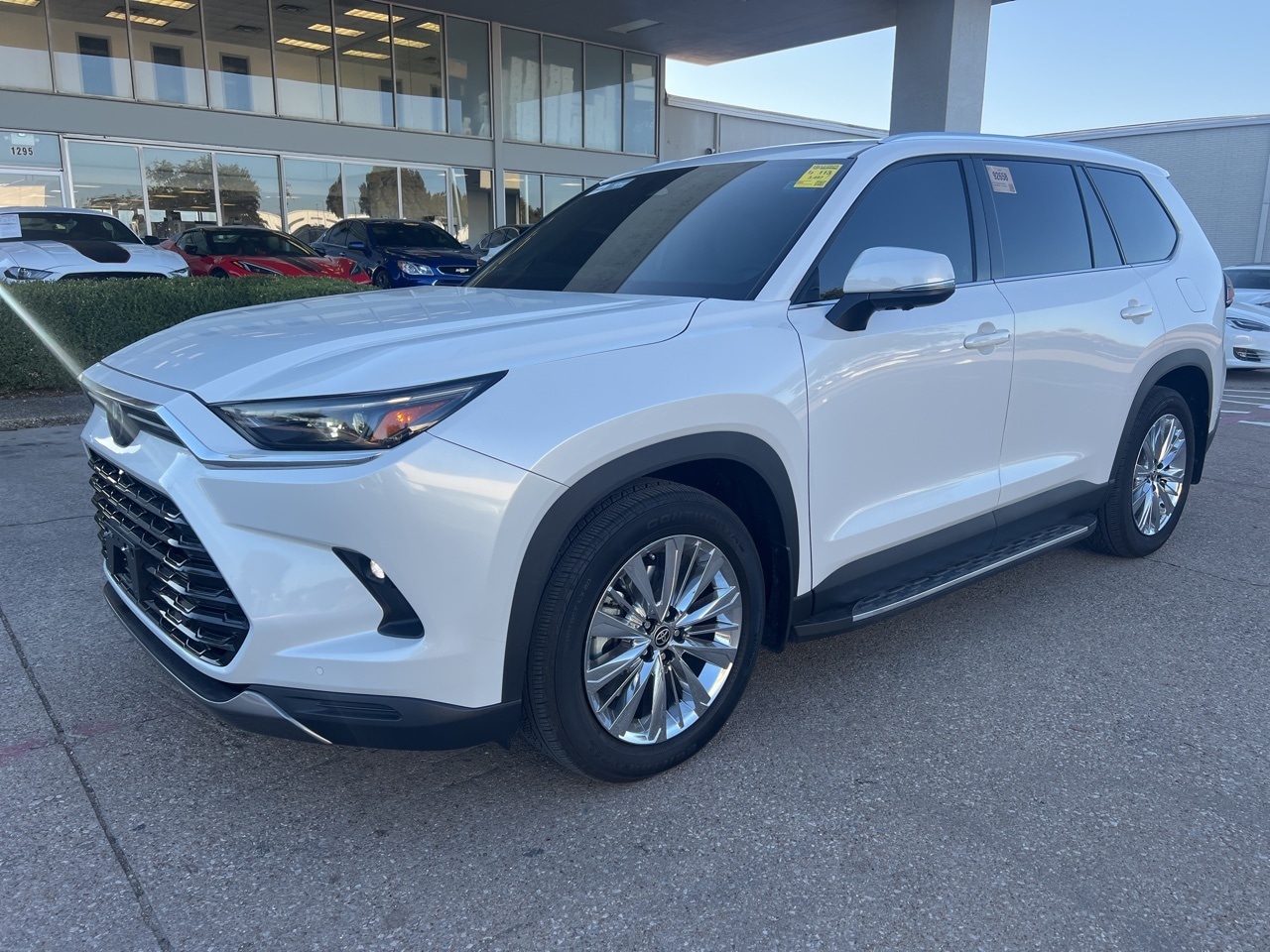 2025 Toyota Grand Highlander Platinum's photo