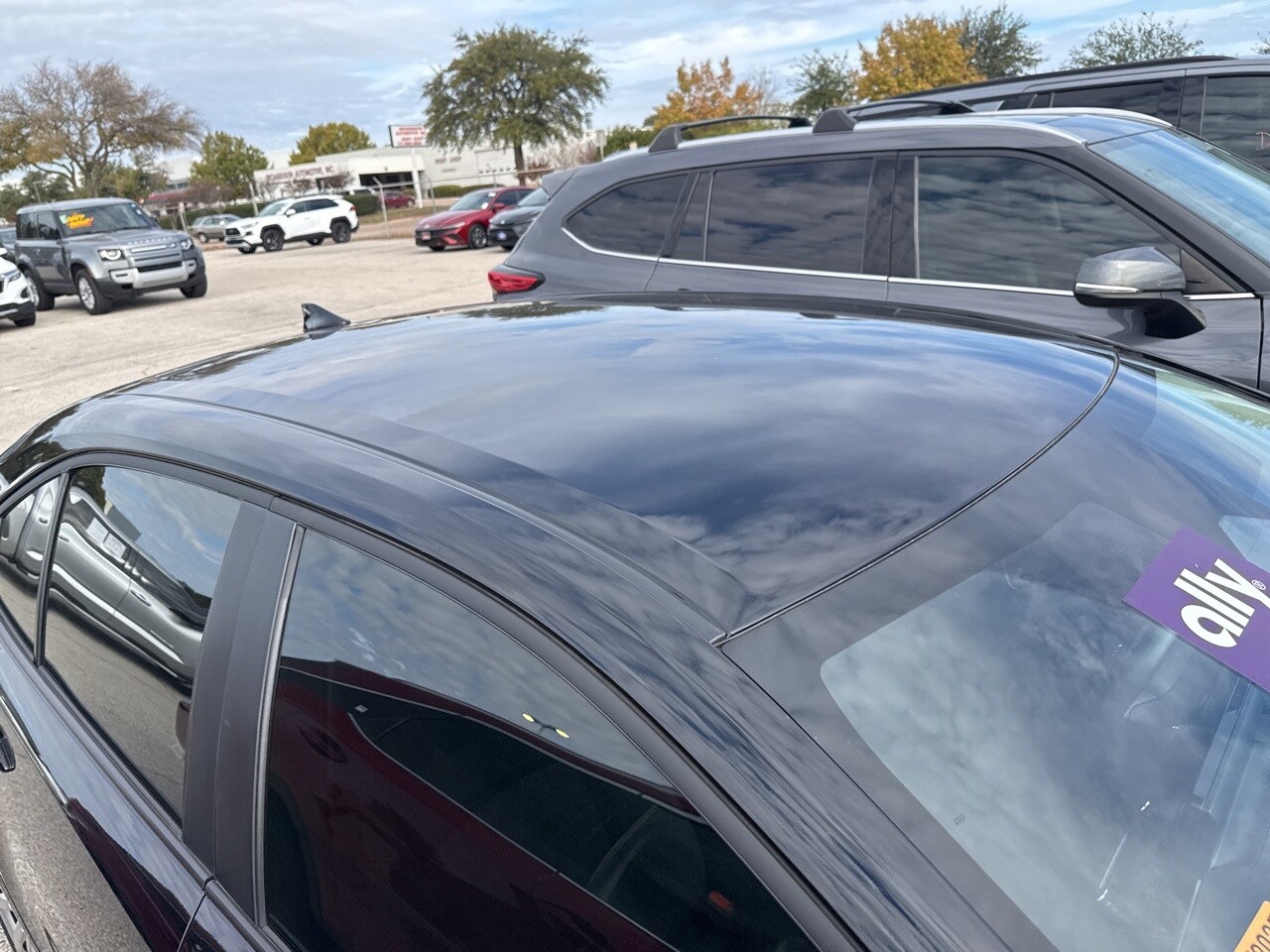 2025 Toyota Corolla LE photo 4