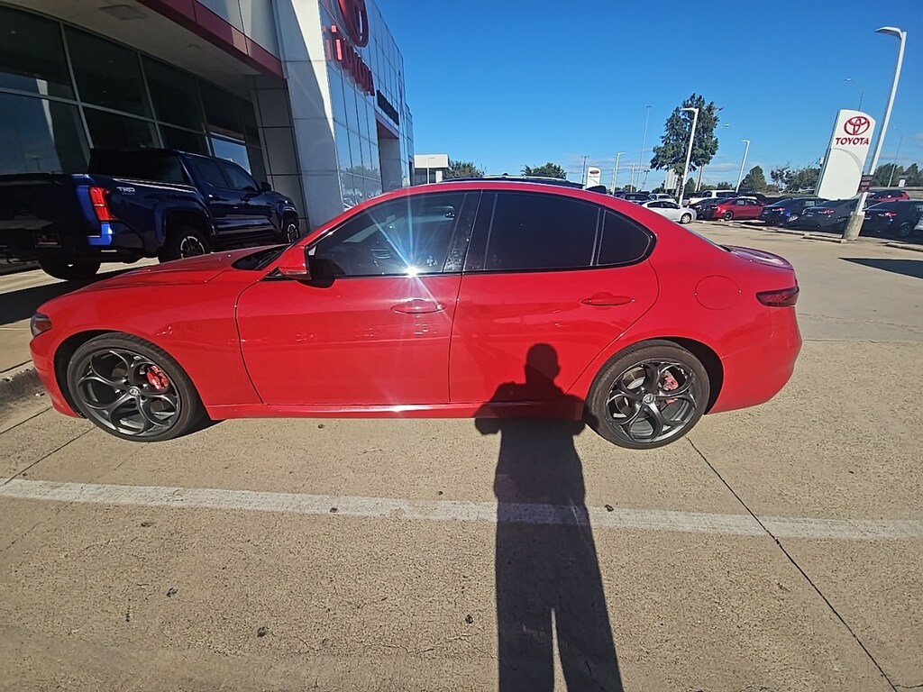 Used 2018 Alfa Romeo Giulia Ti Sport w/Driver Assistance/Dual-Pane SR Sedan