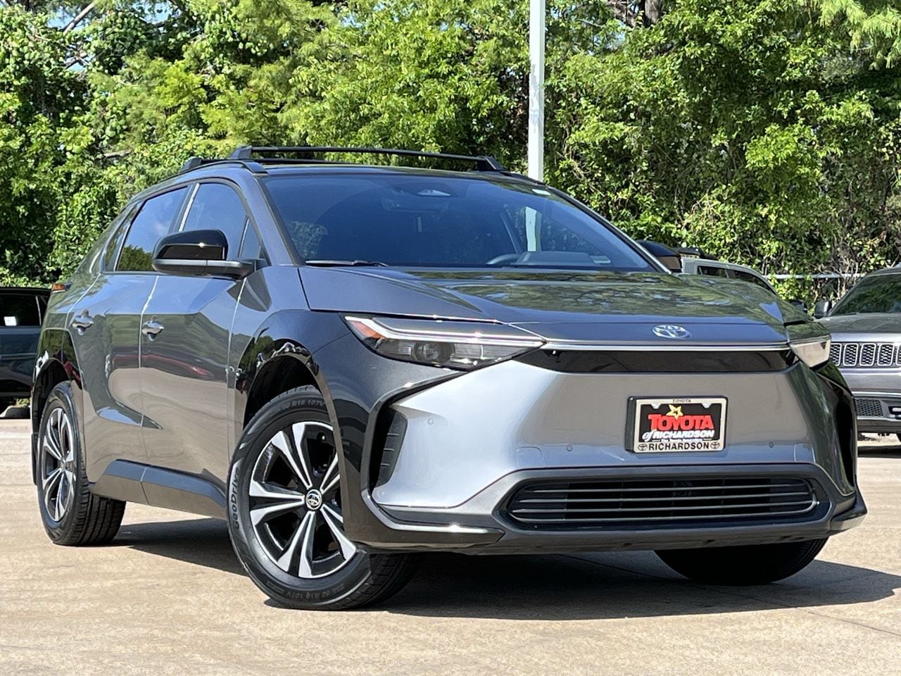 Used 2024 Toyota bZ4X XLE with VIN JTMAAAAA6RA048852 for sale in Richardson, TX