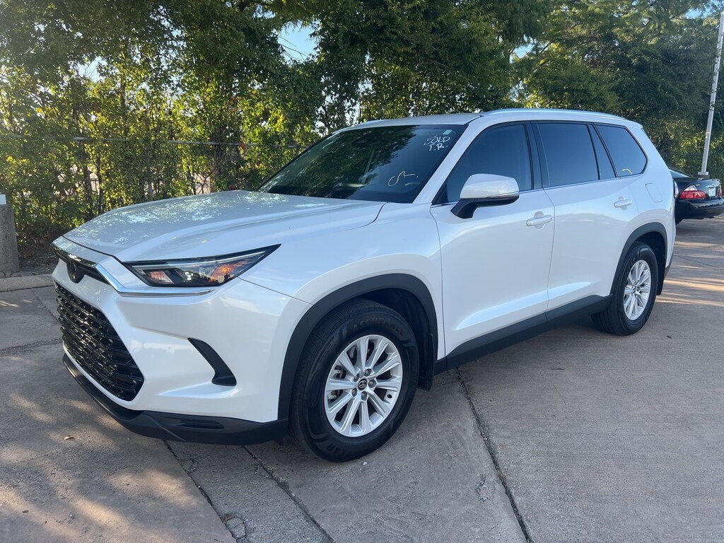 Used 2024 Toyota Grand Highlander XLE w/Leather/18-in Aluminum Alloys SUV