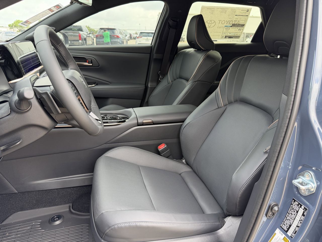 2026 Toyota Crown Signia Limited - Photo 23