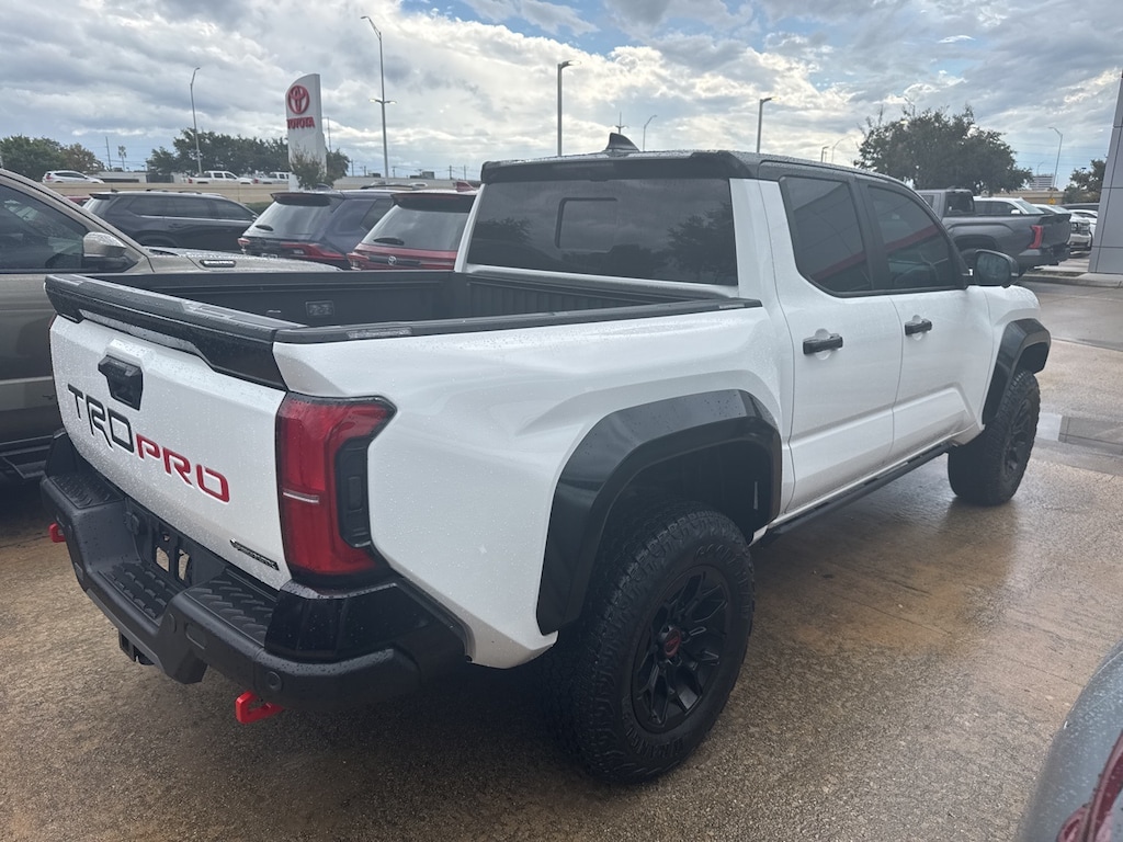 Used 2025 Toyota Tacoma i-FORCE MAX TRD Pro w/Nav/SR/Lthr/18-TRD Alloy Truck Double Cab