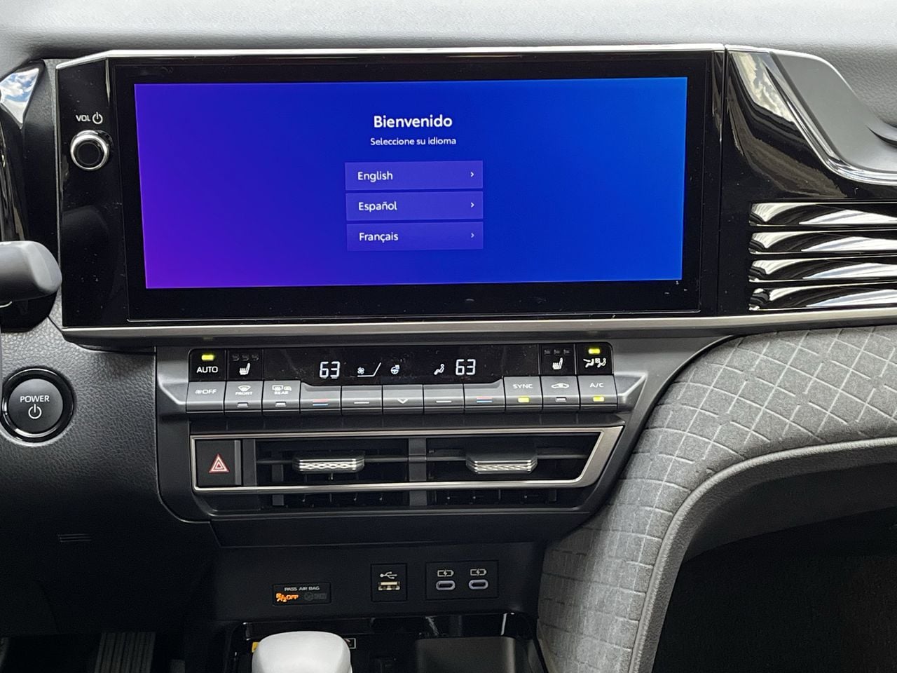 2026 Toyota Camry XLE - Photo 15