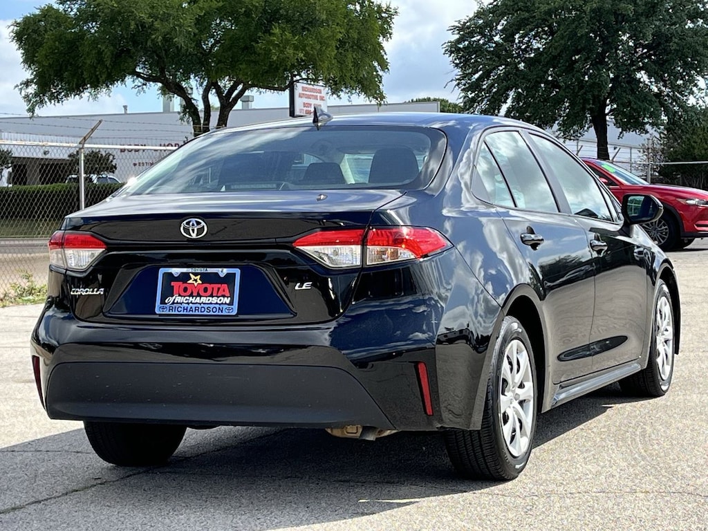 Used 2024 Toyota Corolla LE w/Radio: 8-Inch Toyota Audio Multimedia Sedan