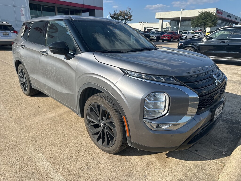 Used 2023 Mitsubishi Outlander SEL Black Edition w/Moonroof/Leather SUV